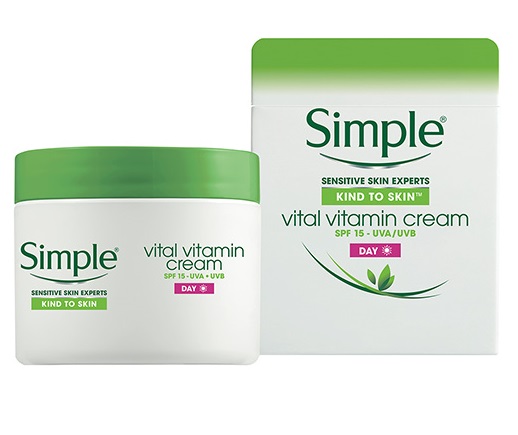 Simple Kind To Skin Vital Vitamin Cream Day Spf 15