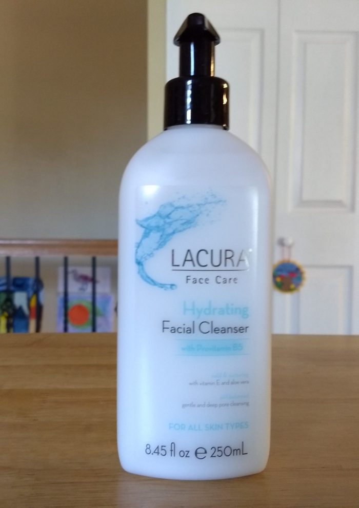 LACURA Hydrating Facial Cleanser With Provitamin B5