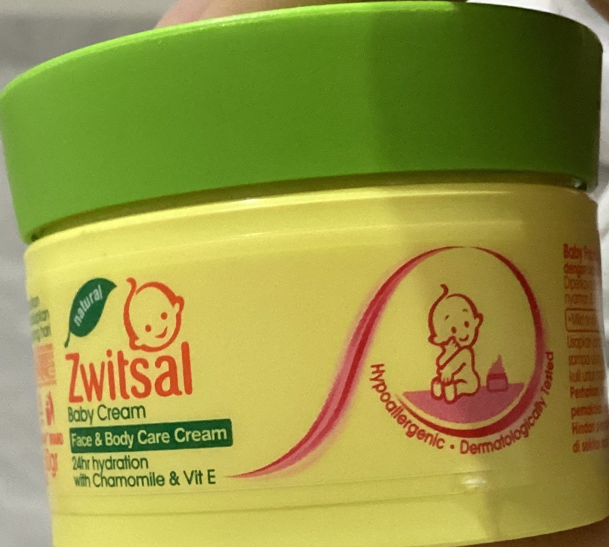 Zwitsal Chamomile Snd Vit E Baby Cream