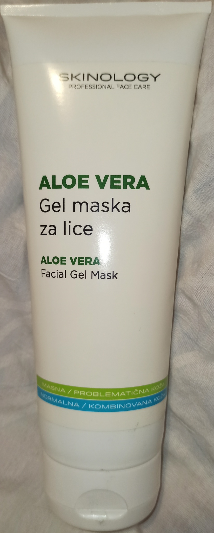 skinology Aloe Vera Gel Mask