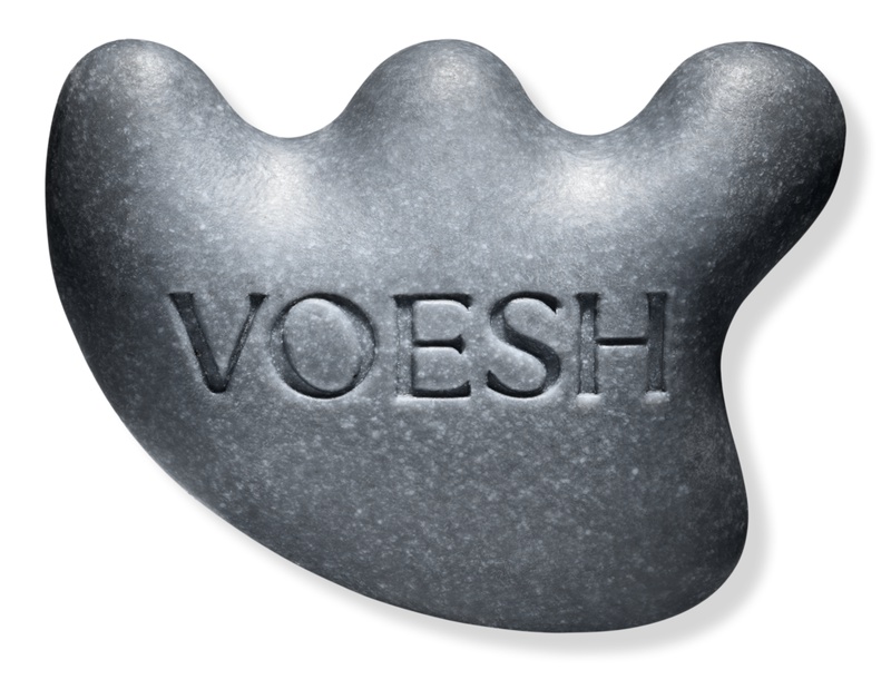 VOESH Gua Sha Massage Body Cleansing Bar With Niacinamide And Charcoal
