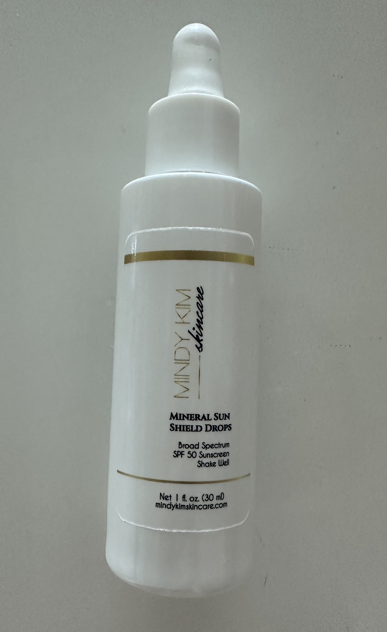 Mindy Kim Skincare Mineral Sun Shield Drops