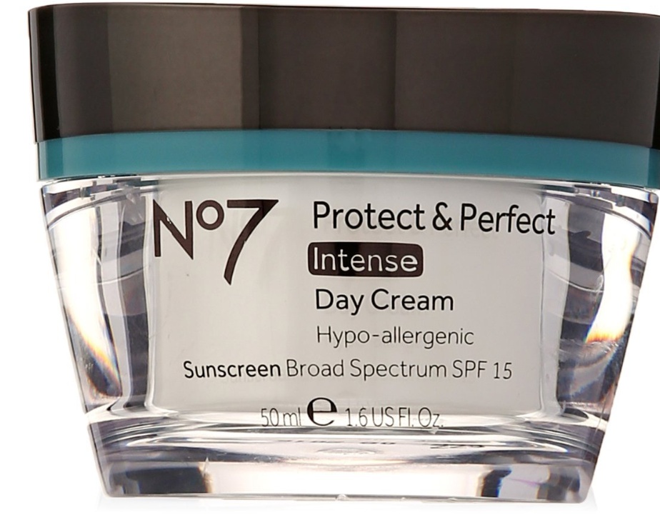 No7 Protect & Perfect Intense Advanced Day Cream Spf15