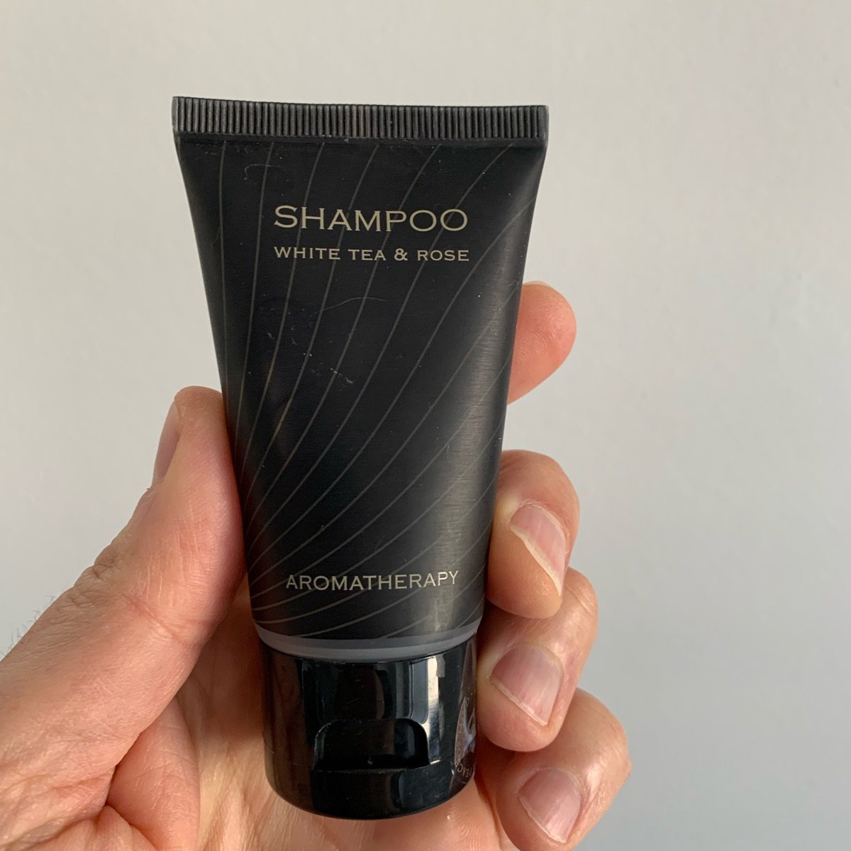 Aromatherapy White Tea And Rose Shampoo