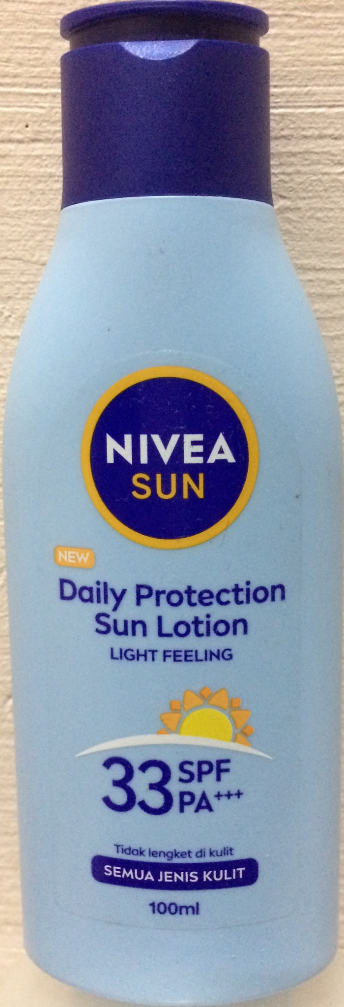 Nivea Daily Protection Sun Lotion SPF 33 PA +++ (New)
