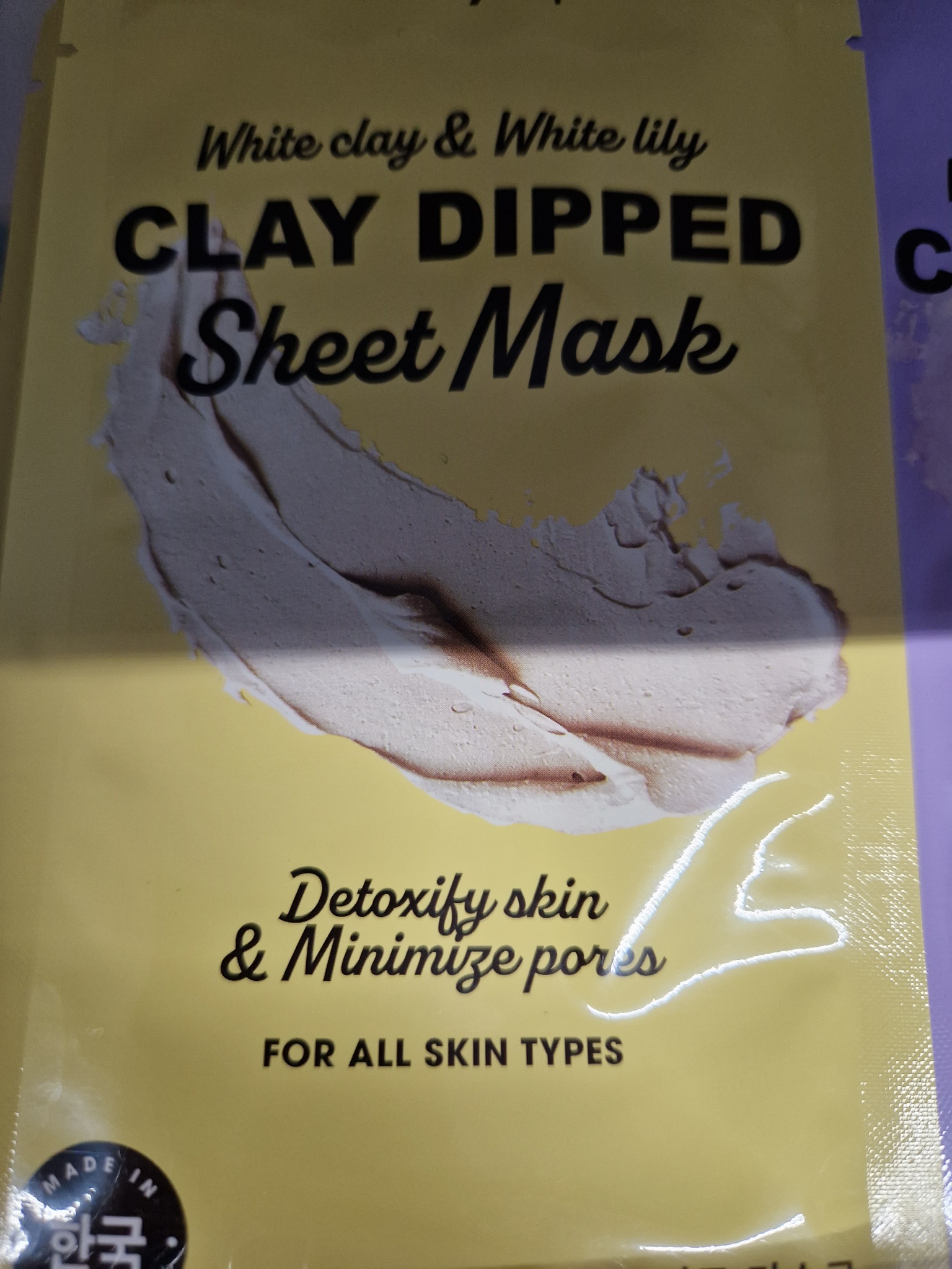 The beauty dept. Clay Dipped Sheet Mask White Clay & White Lily