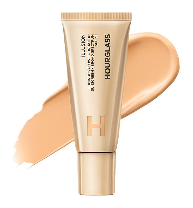 Hourglass Illusion Luminous Glow Foundation