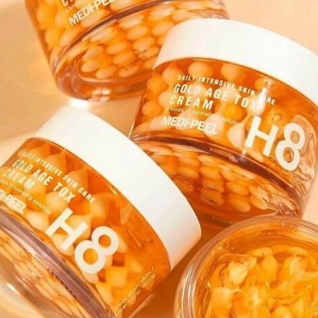 Soyoung Cremă Iluminatoare De Seară Pentru Ten Matur Medi-peel Gold Age Tox Cream H8