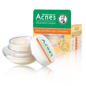 Rohto Mentholatum Acnes Vitamin Cream