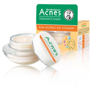 Rohto Mentholatum Acnes Vitamin Cream