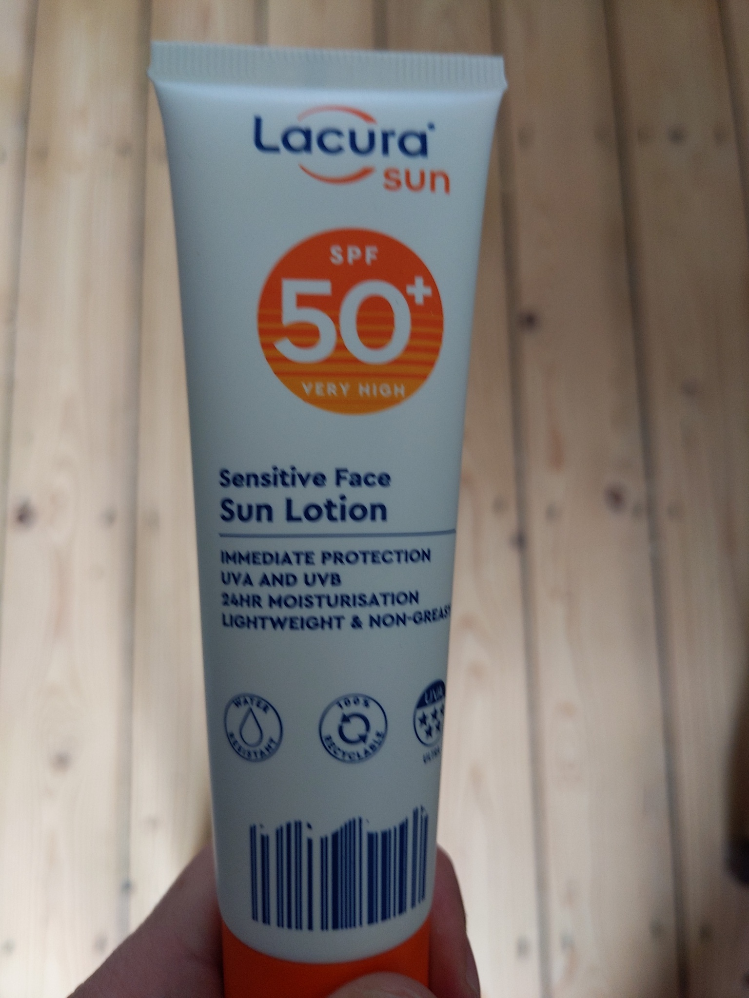 LACURA Sensitive Face Sun Lotion SPF 50+