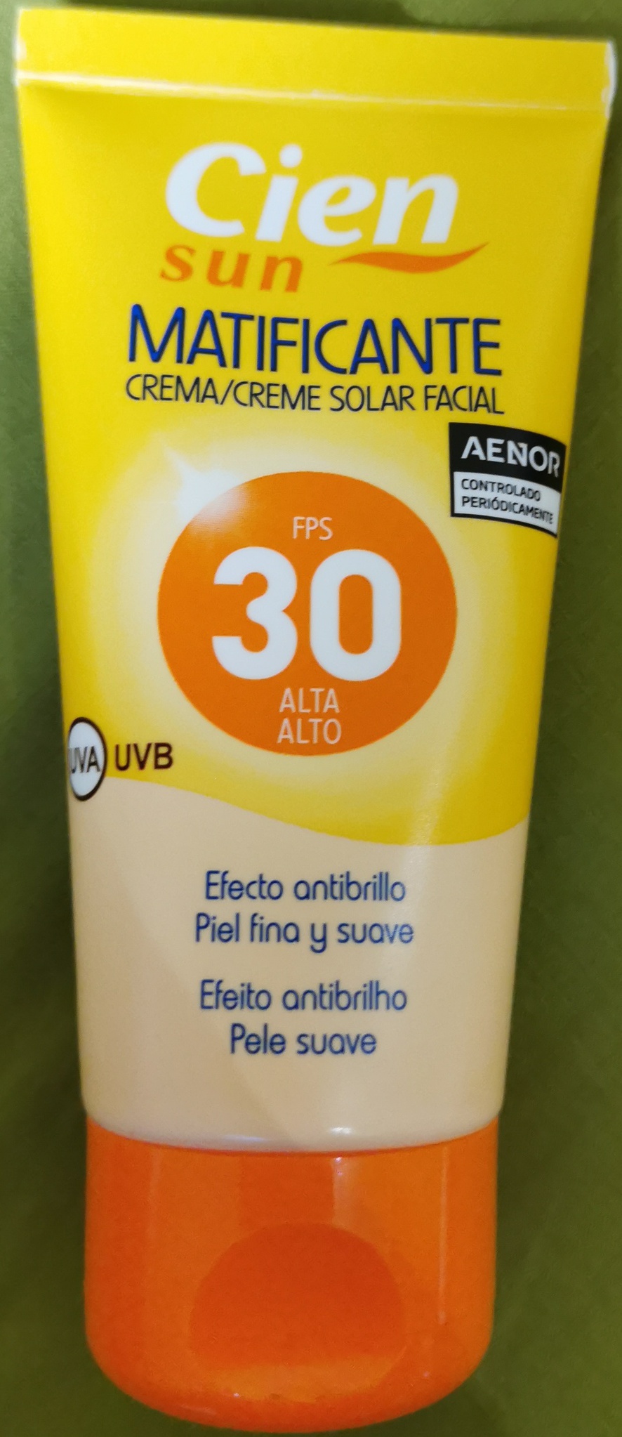 Cien Facial Sunscreen (Mattifying) SPF 30