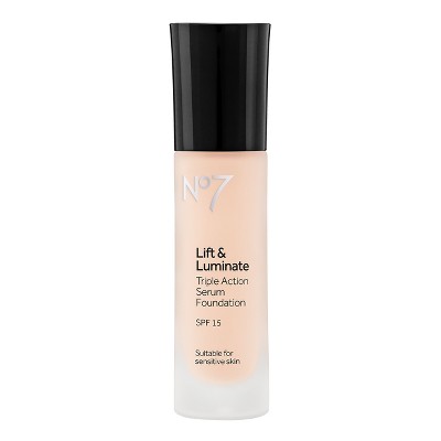 Boots No7 Lift & Luminate Triple Action Serum Foundation