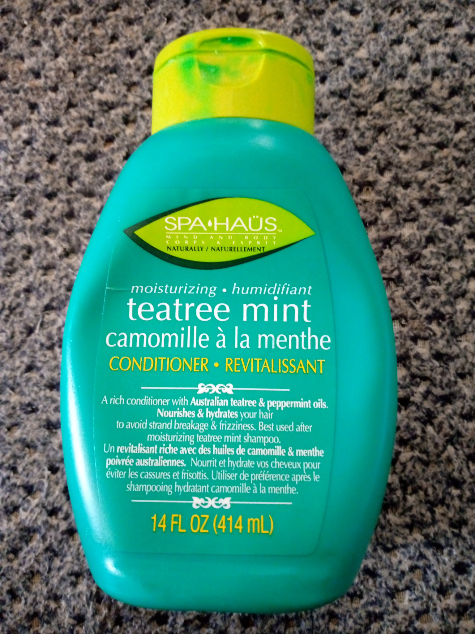 Spa Haus Mind and Body Naturally Moisturizing Teatree Mint Conditioner