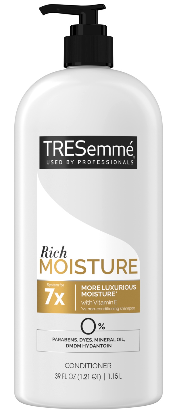 TRESemmé Moisture Rich With Vitamin E Conditioner