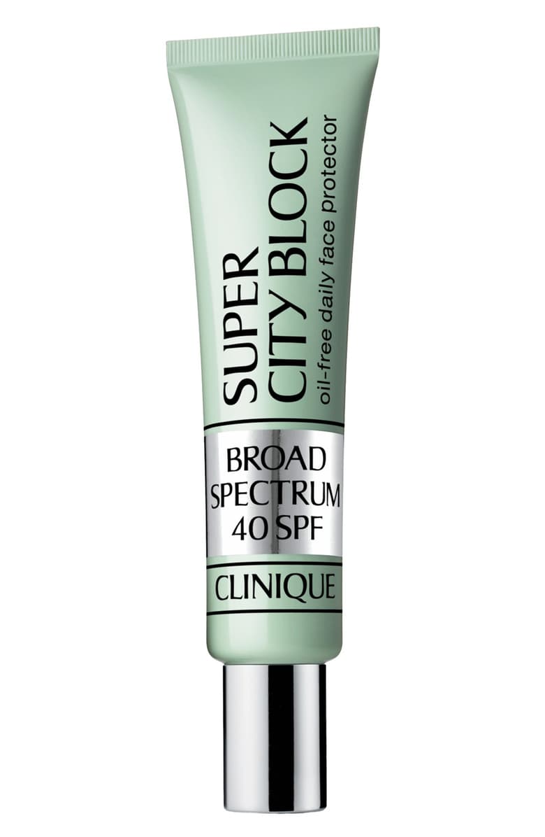 Clinique Super City Block Oil-Free Daily Face Protector Broad Spectrum 40 Spf