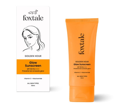 Foxtale Glow Sunscreen SPF 50 Pa++++ Lightweight With Vitamin C And Niacinamide