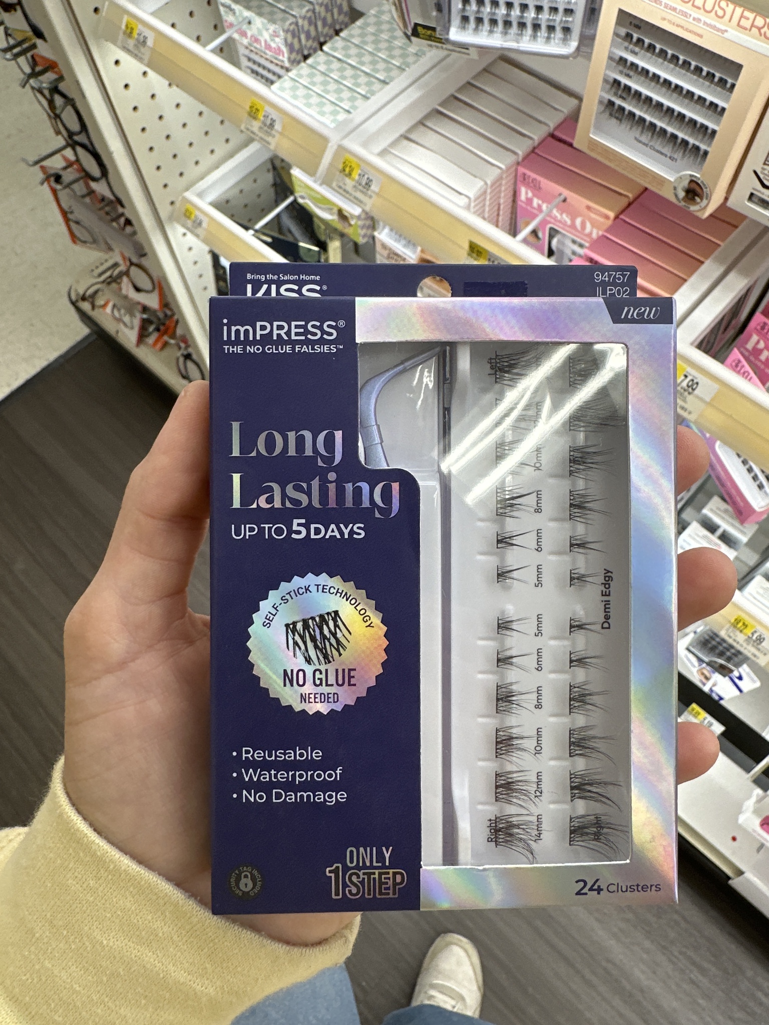 Kiss Impress The No Glue Falsies Long Lasting