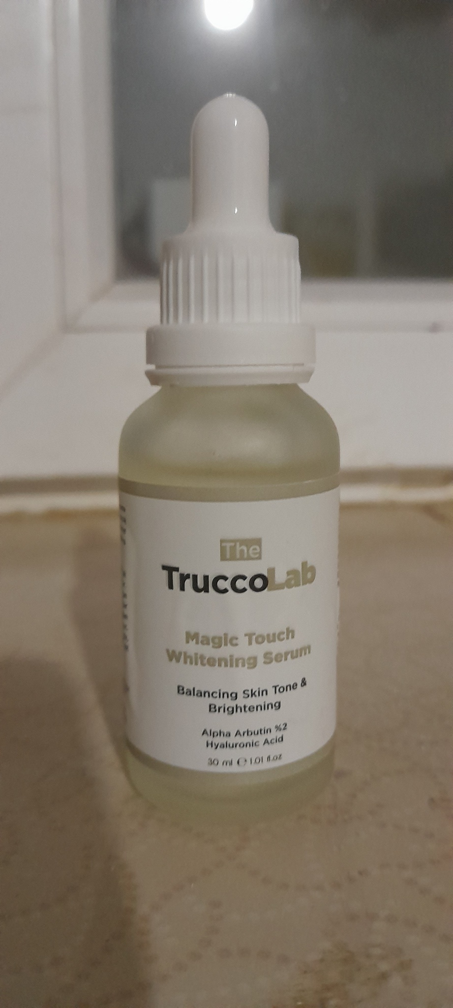 The Truccolab Magic Touch Whitening Serum