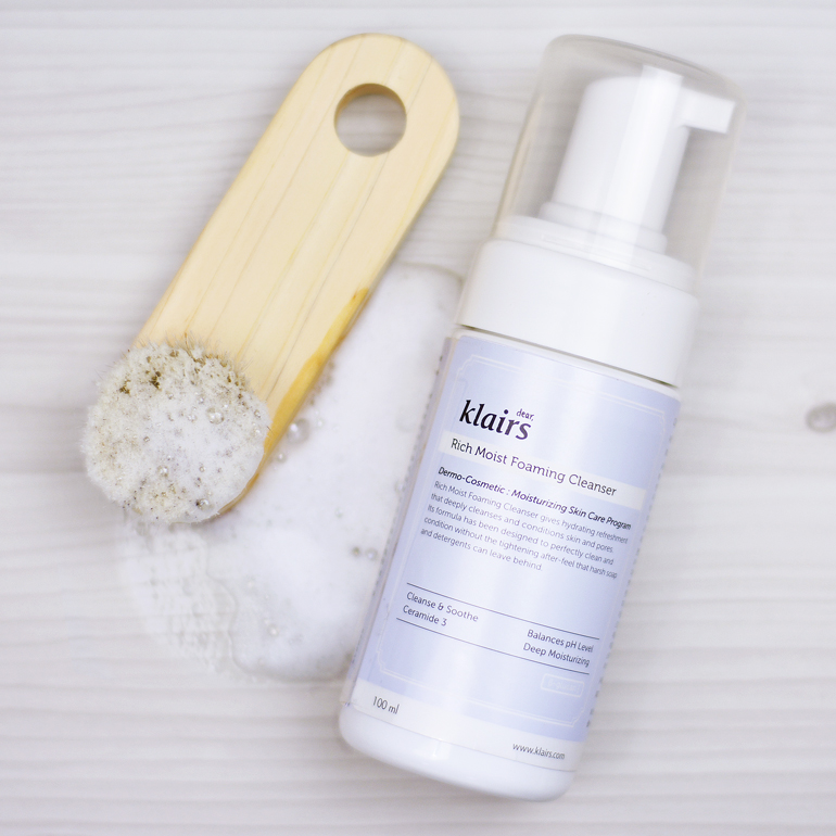 Klairs Rich Moist Foaming Cleanser