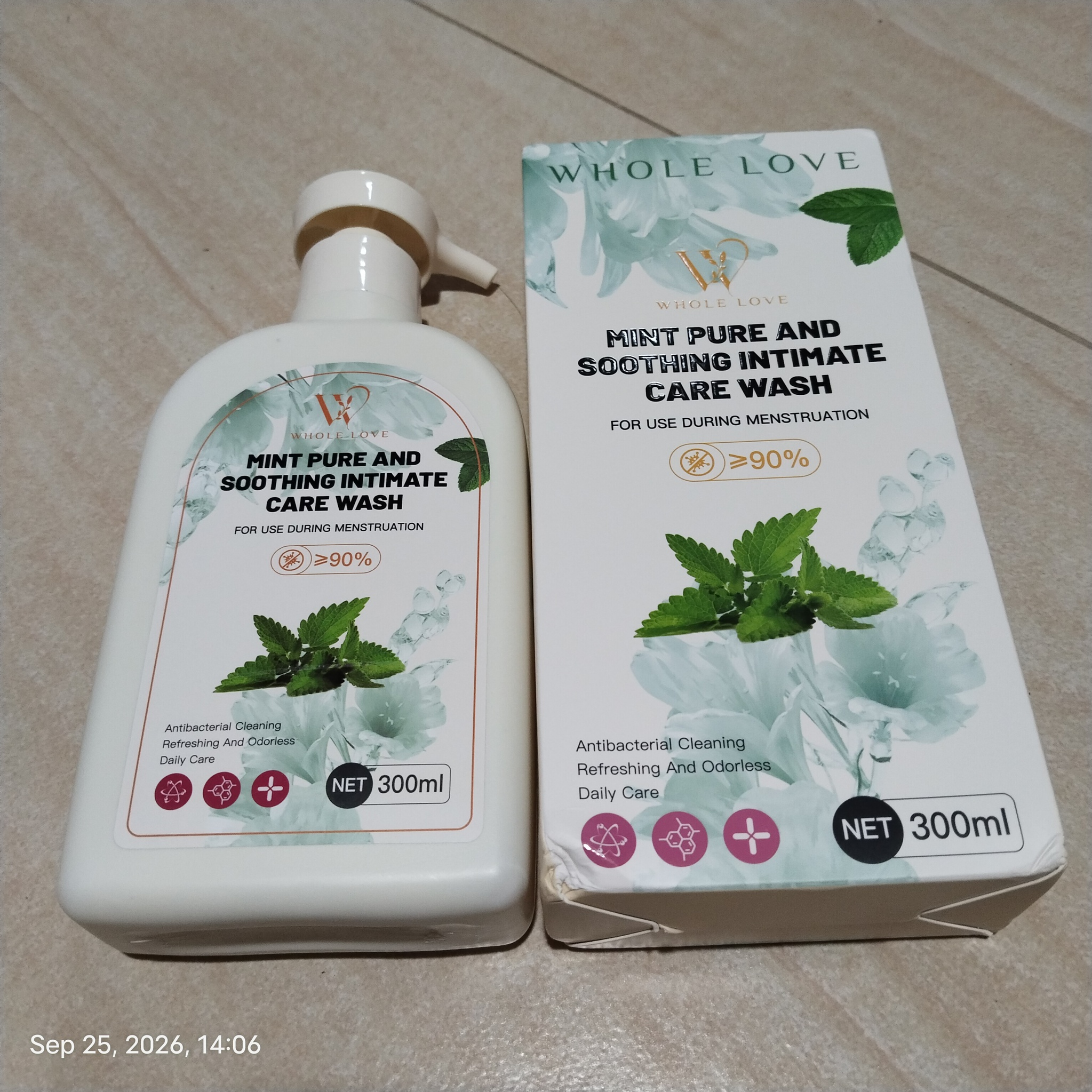 Whole Love Mint Pure And Soothing Intimate Wash