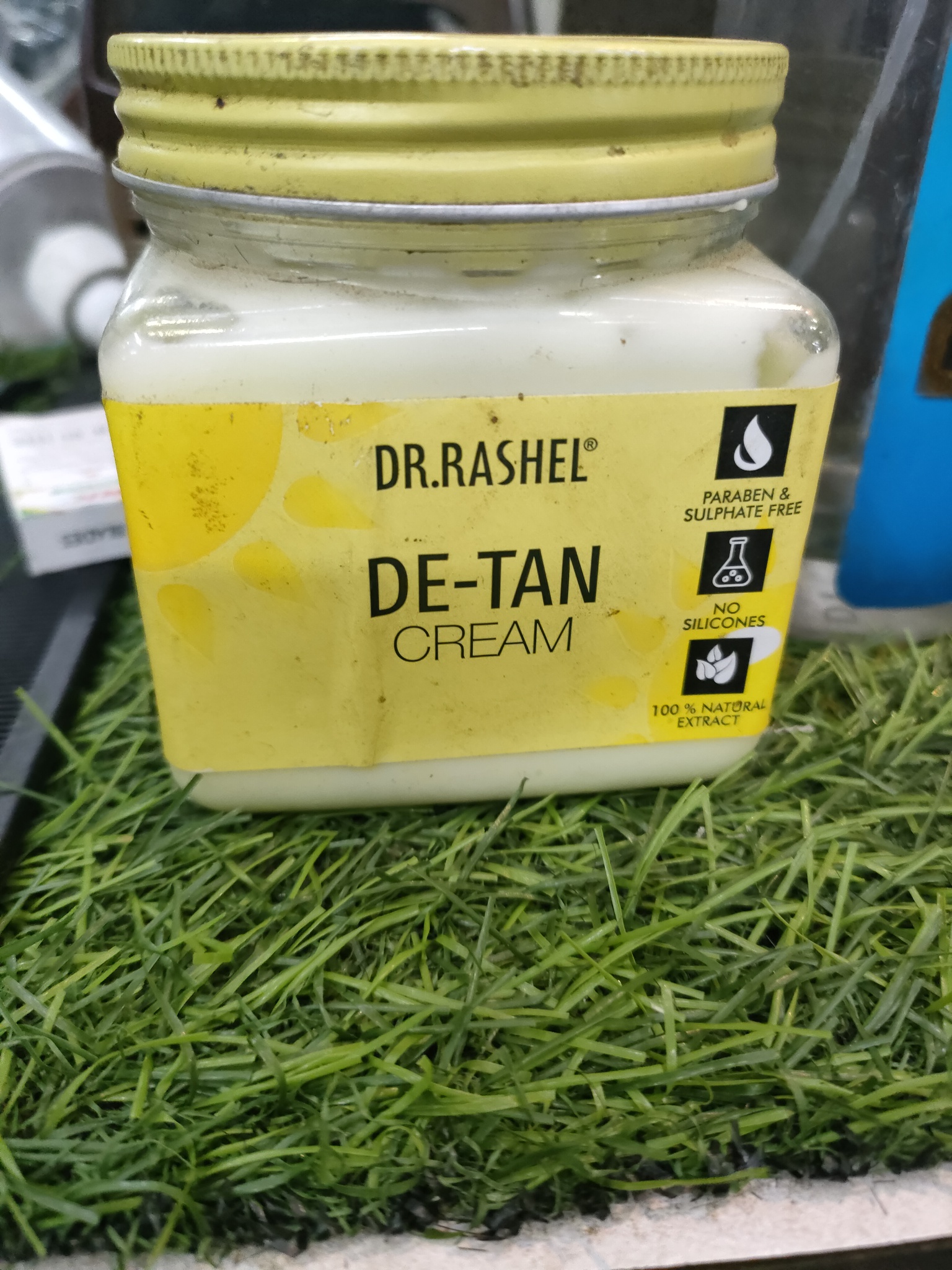 Dr rasheel De Tan Cream