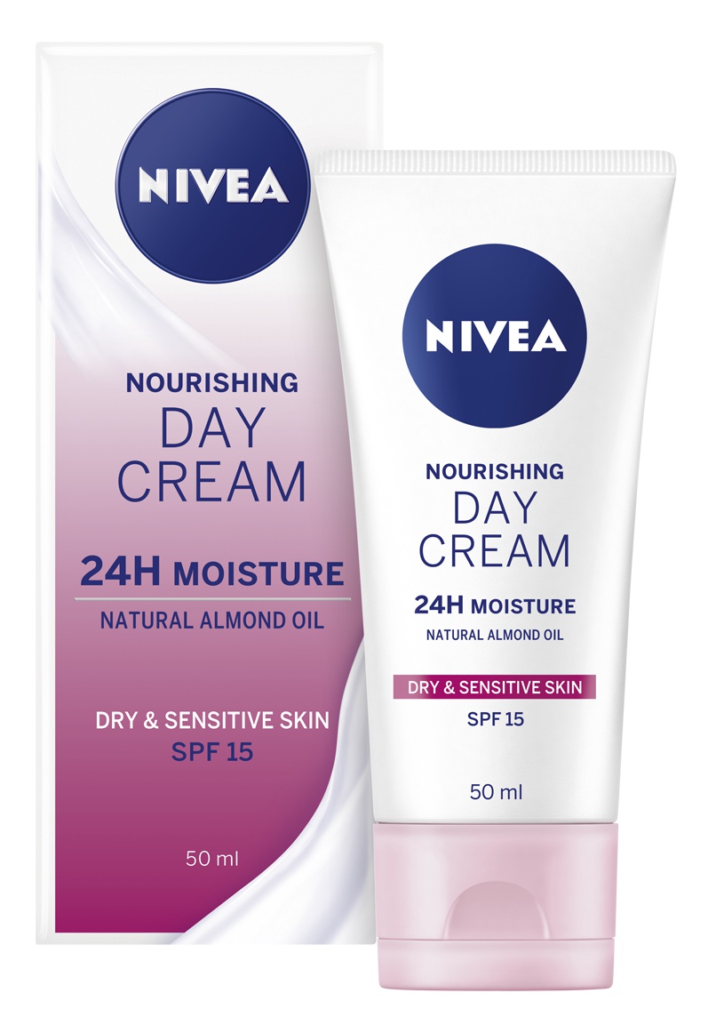 Nivea Nourishing Day Cream 24H Moisture Natural Almond Oil Dry & Sensitive Skin Spf 15