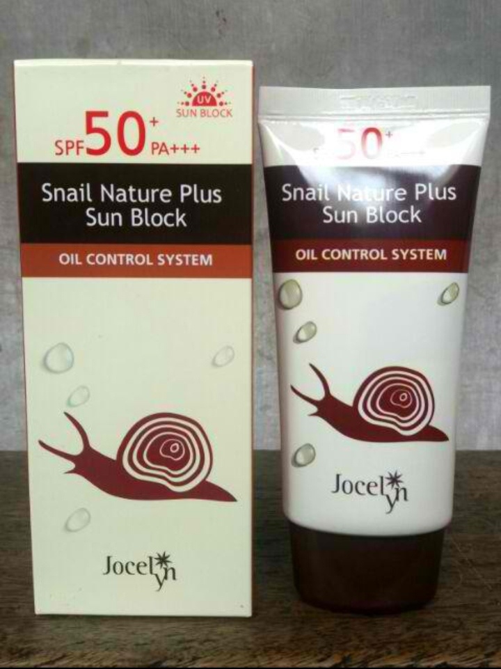 Jocelyn Snail Nature Plus Sun Block