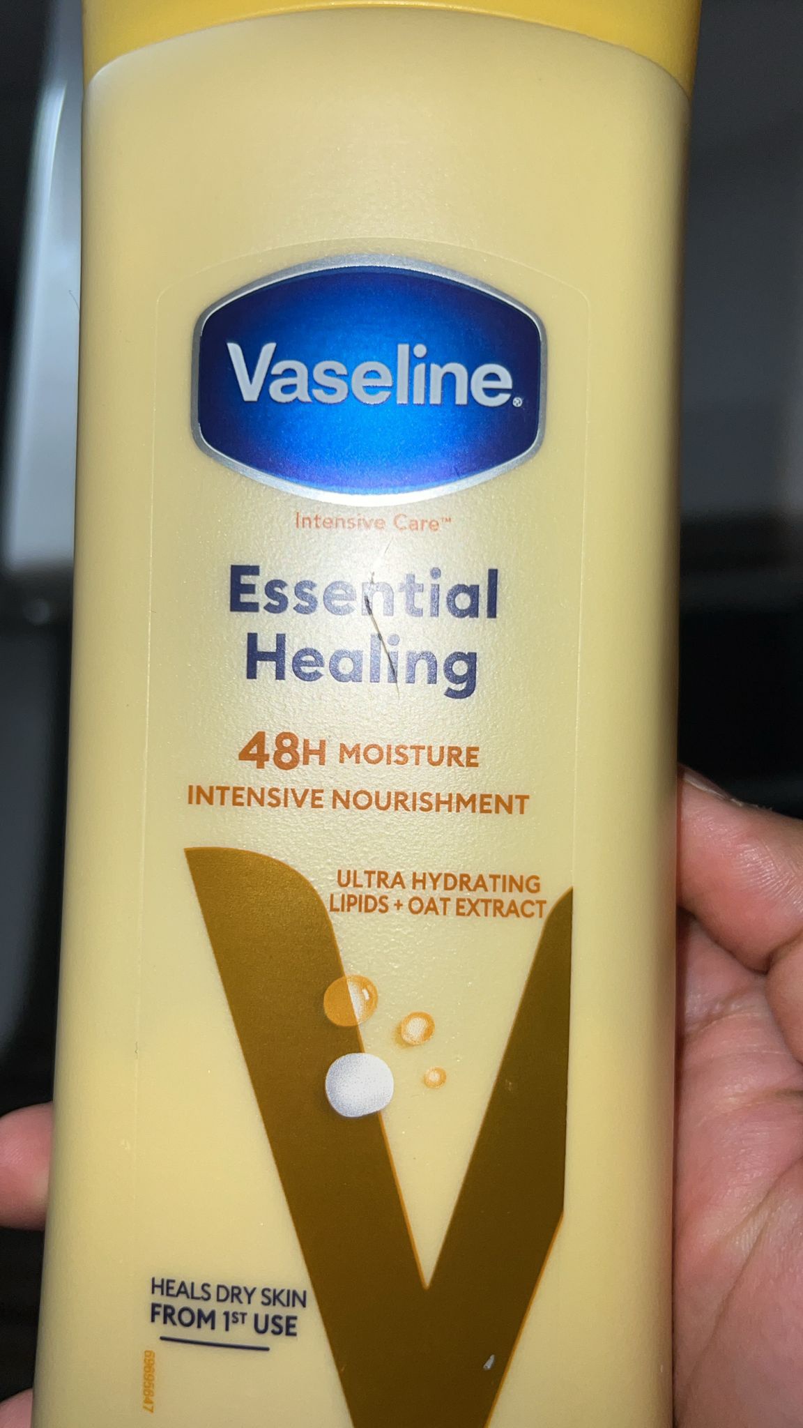 Vaseline Essential Healing Intensive Nourishment