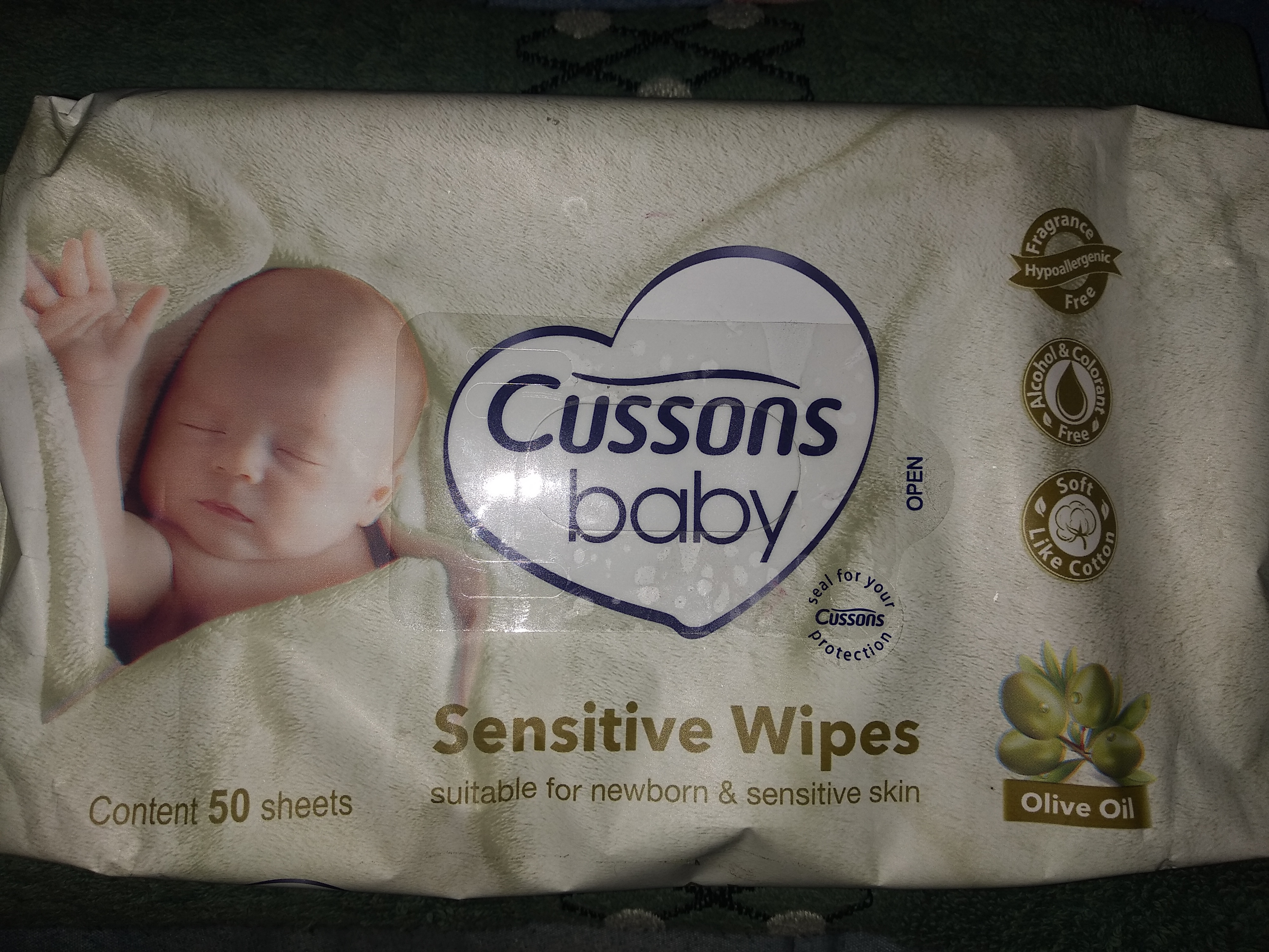Cussons Baby Sensitive Wipes