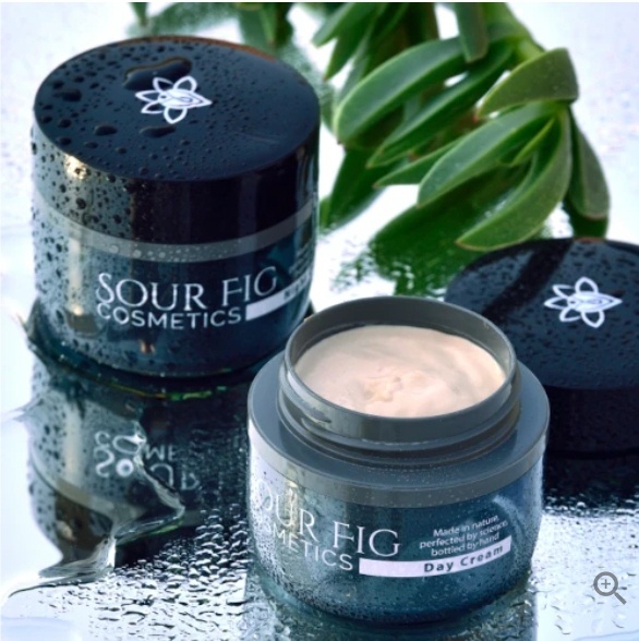Sour Fig Cosmetics Day Cream ingredients (Explained)