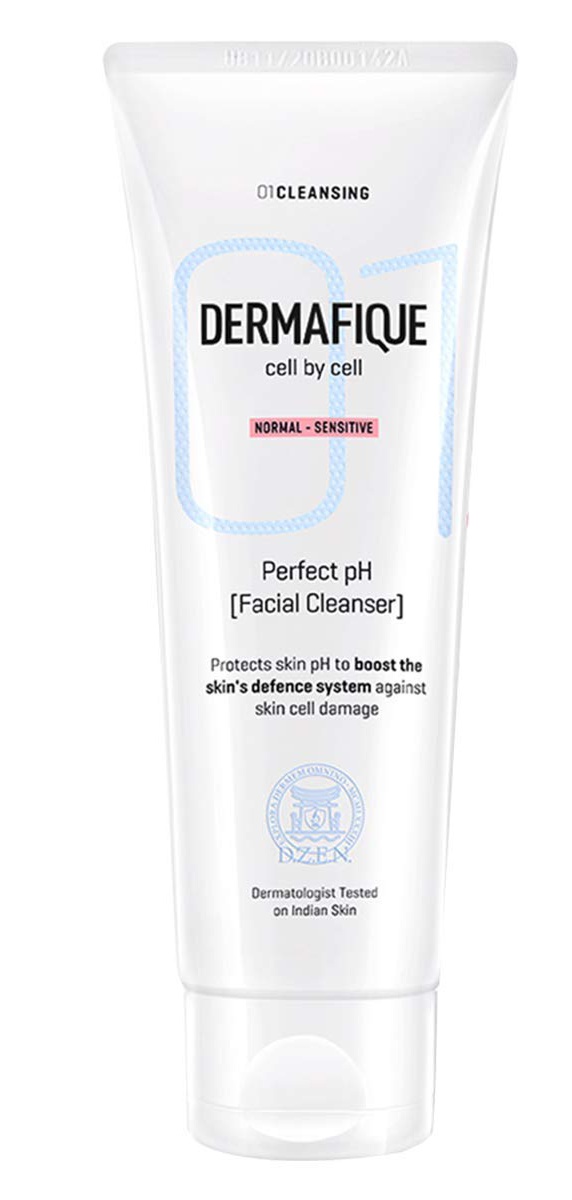 DERMAFIQUE Perfect Ph Facial Cleanser