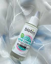 Bioten Acne Control Exfoliating And Brightening Night Serum