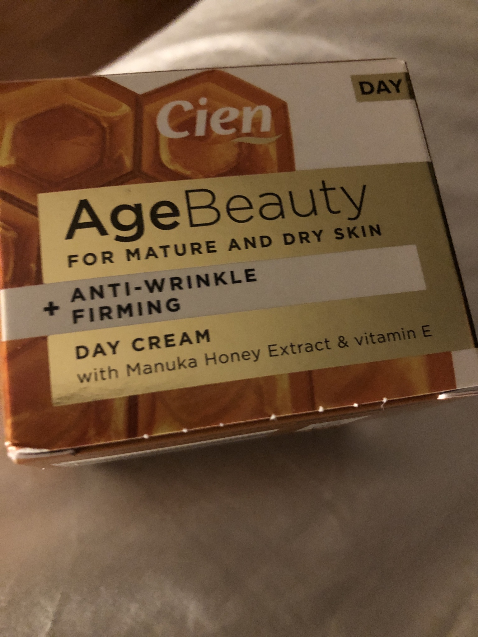 Cien Age Beauty