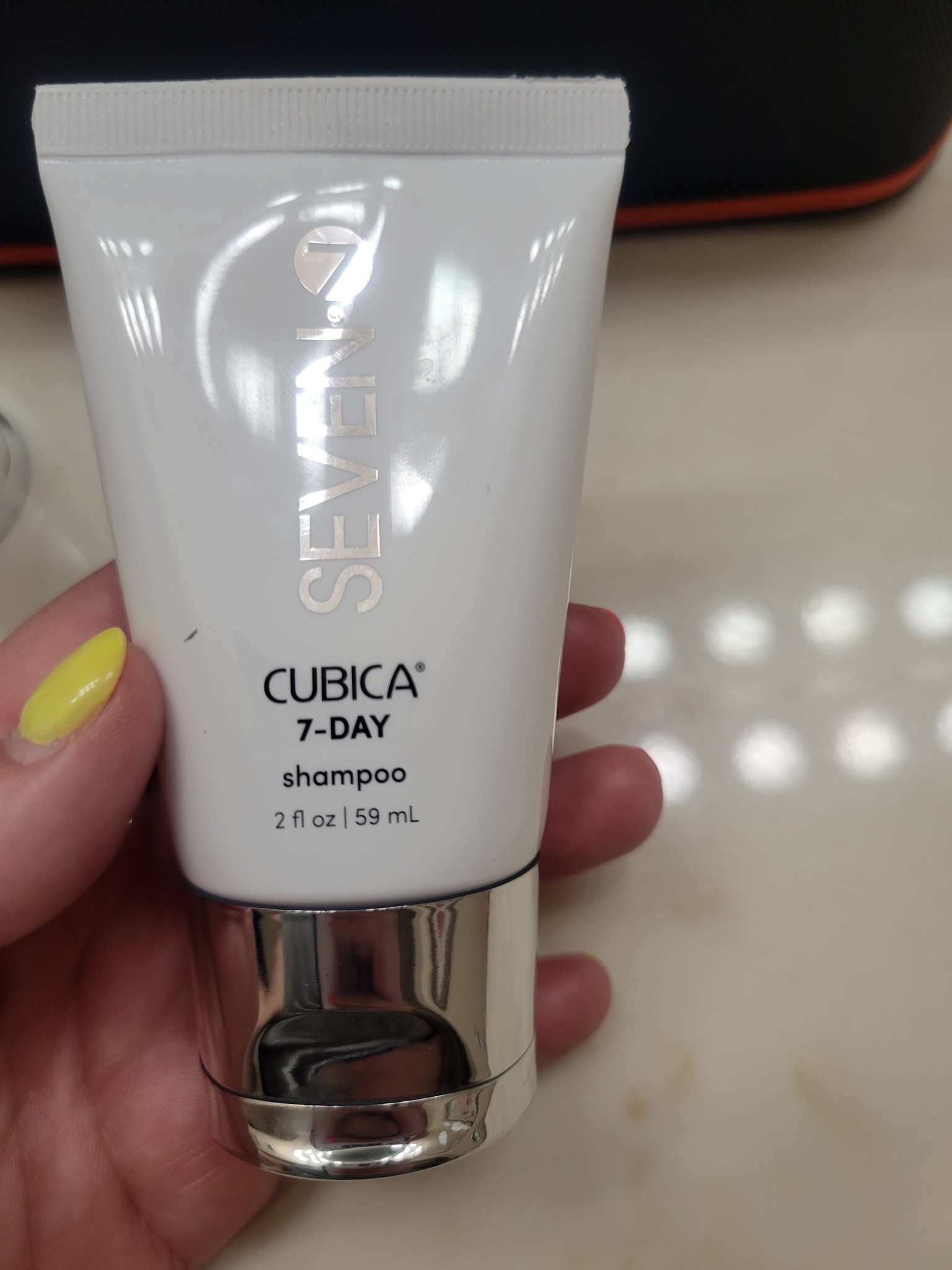 Seven Weightless Everyday Cleanser