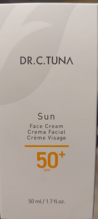 Dr. C. Tuna Sun Face Cream