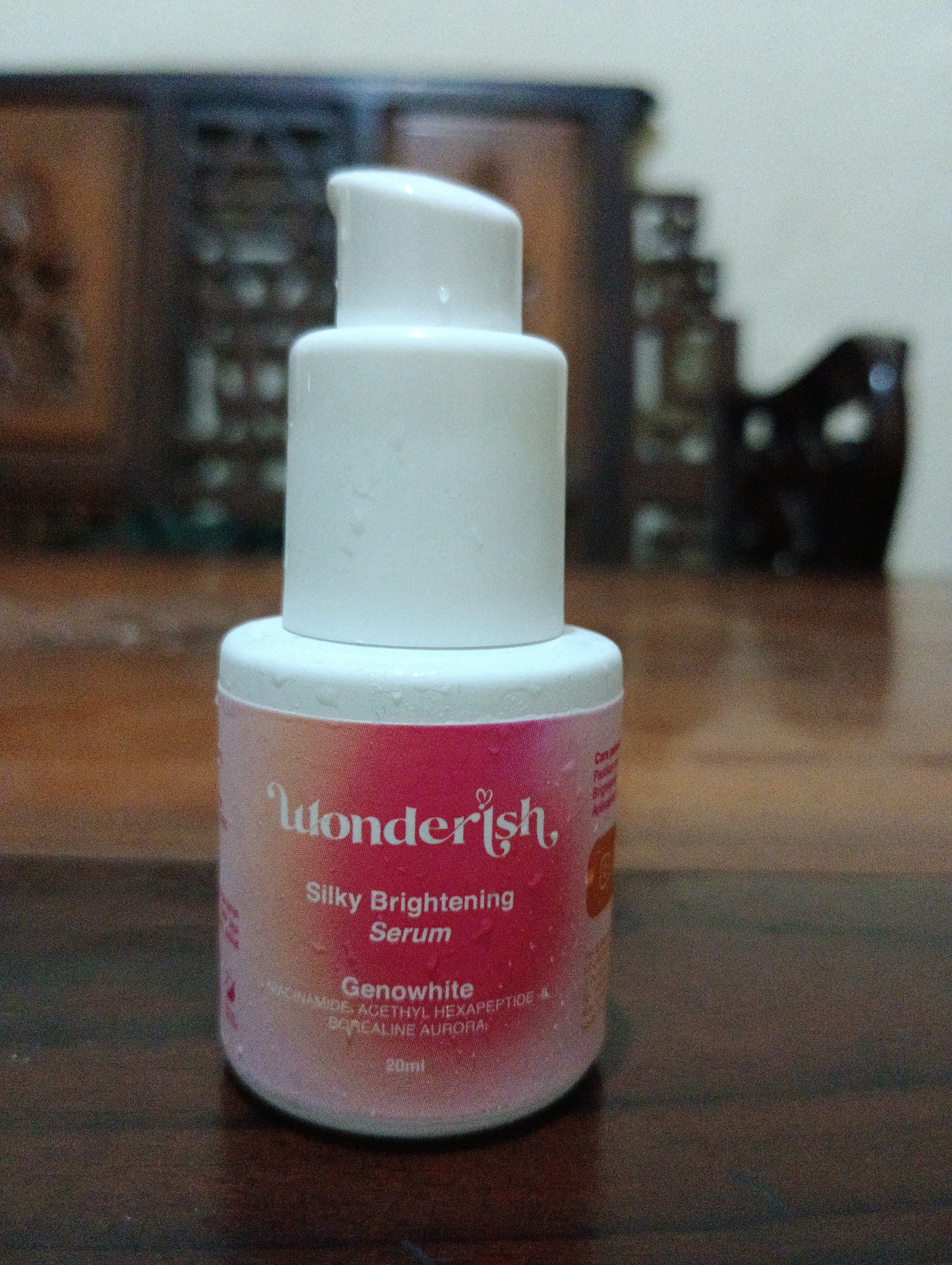 Wonderish Silky Brightening Serum