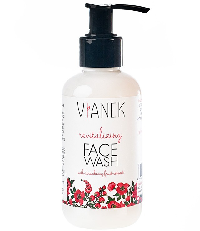 Vianek Revitalizing Face Wash