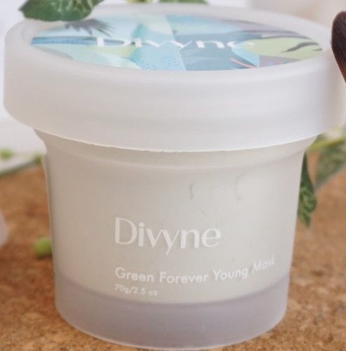 Divyne Green Forever Young Mask