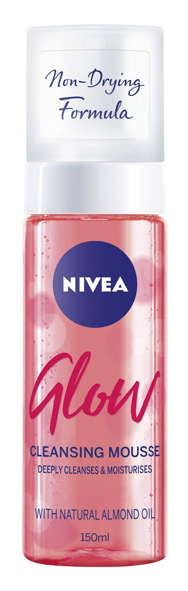 Nivea Glow Cleansing Mousse