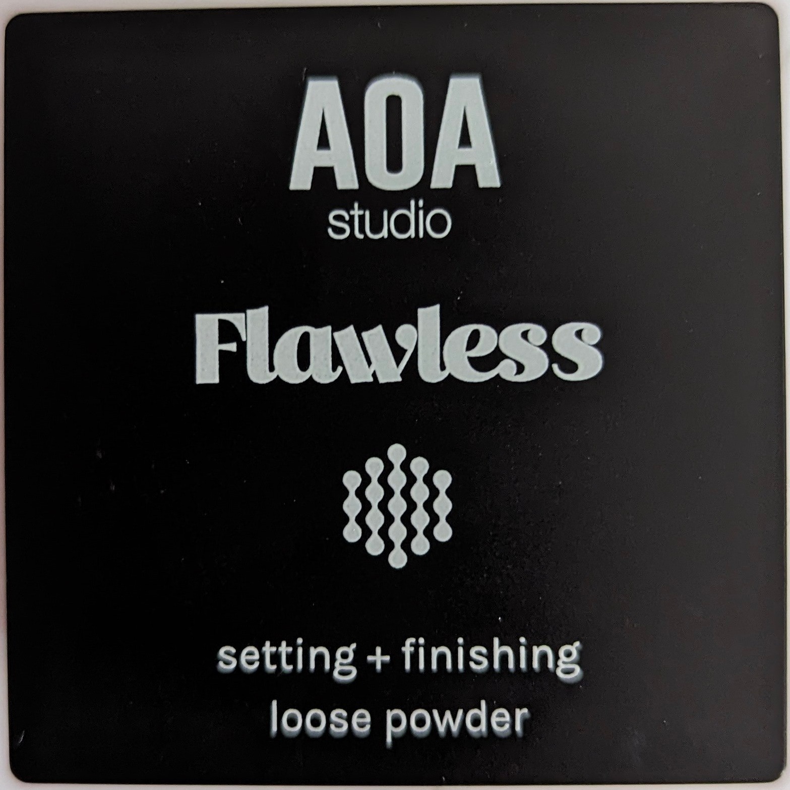 AOA Studio Flawless Setting + Finishing Powder - Fair