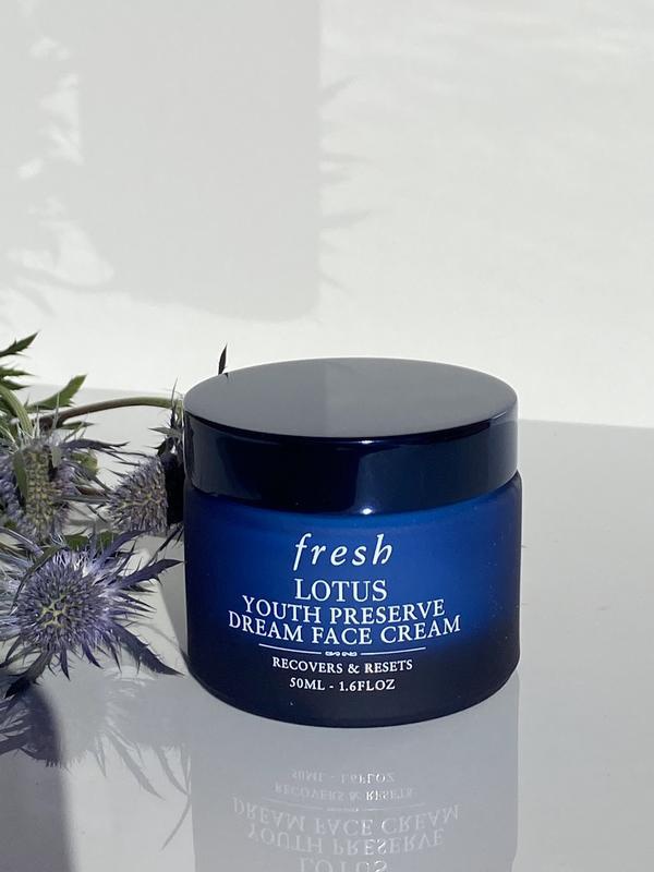 Fresh Lotus Youth Preserve Radiance Renewal Night Cream