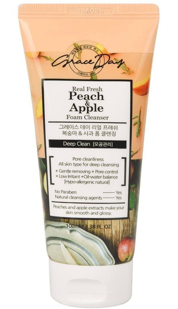 grace day Peach & Apple Foam Cleanser