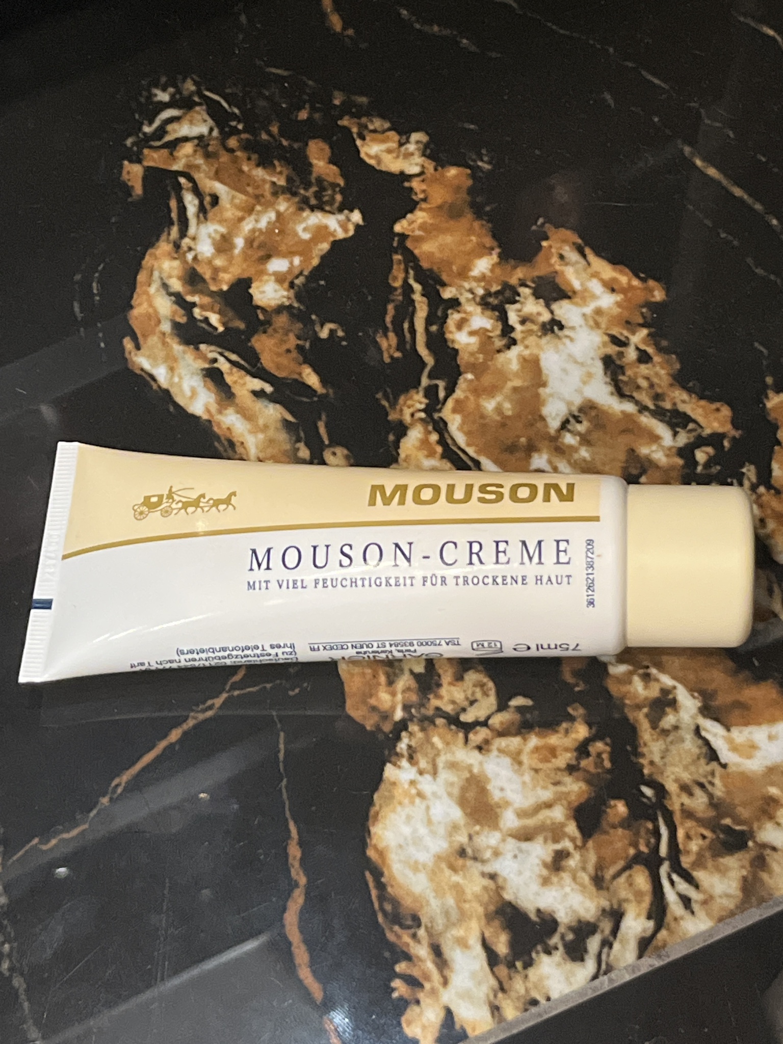 Garnier Mouson-creme