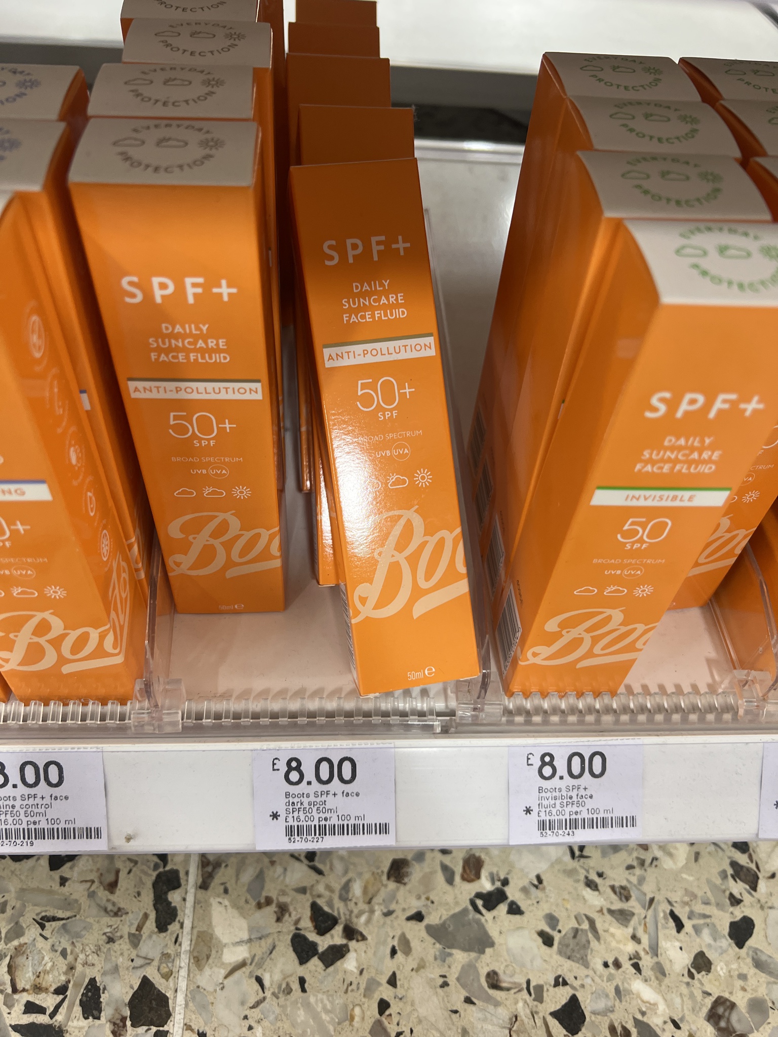 Boots spf+ Any Pollution