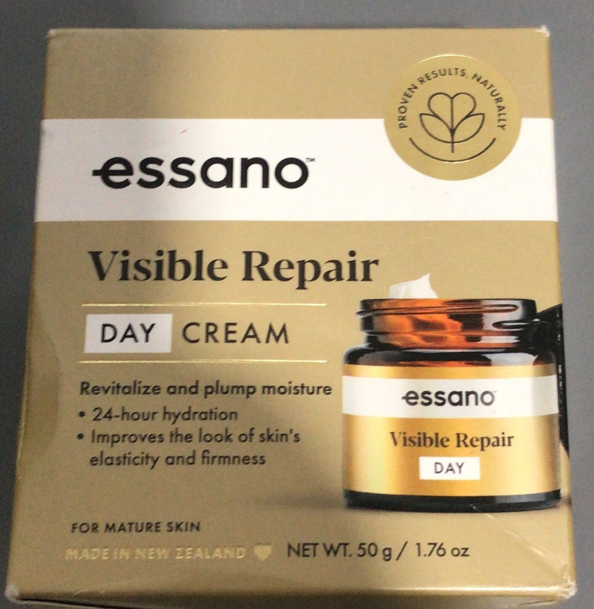 Essano Visible Repair Day Cream